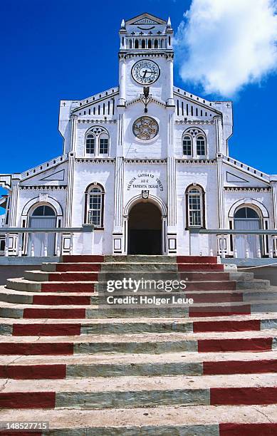 neiafu catholic church. - isole vavau foto e immagini stock