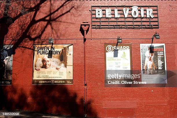 belvoir st. theatre, belvoir street, surry hills. - movie poster bildbanksfoton och bilder
