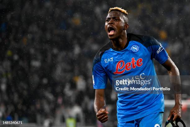 Victor Osimhen of SSC Napoli celebrates the victory at the end of the Serie A football match between Juventus FC and SSC Napoli at Juventus stadium....