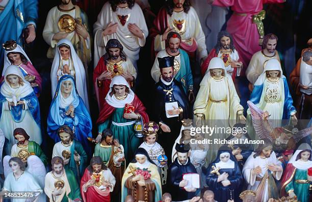 Religious Statues For Sale In Mexico City About 90 Of Mexicans Profess Catholicism High-Res Stock Photo