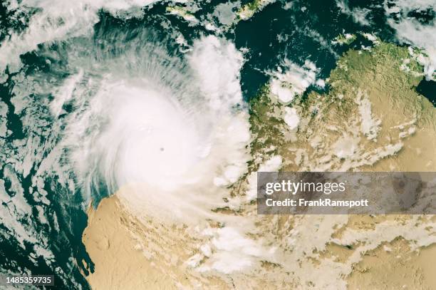 ciclón ilsa 2023 cloud map australia 3d render color - ciclón fotografías e imágenes de stock