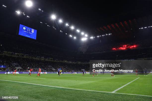 General view as SL Benfica fans light flares before the UEFA Champions League quarterfinal second leg match between FC Internazionale and SL Benfica...
