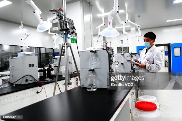 646 Generic Laboratory Stock Photos, High-Res Pictures, and Images ...