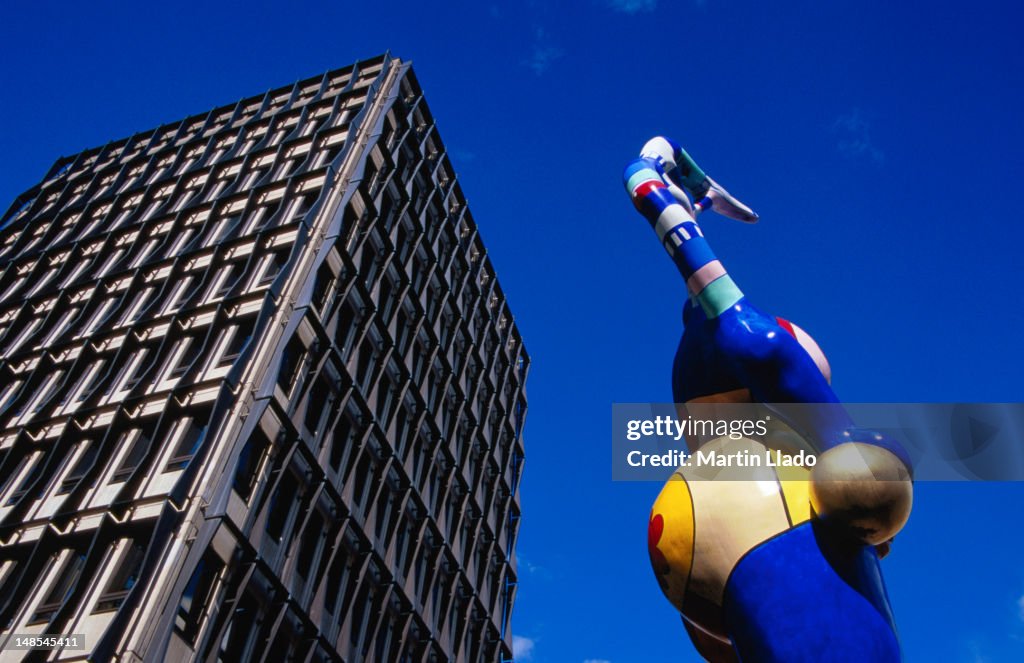 Temperance statue at Place Hamilus.