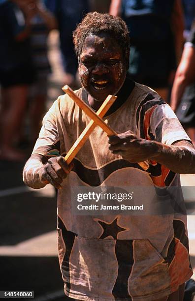 Baboriginal Rappers 49 Australia Tribal Aboriginal Musician Stock Photos, High-Res Pictures ...