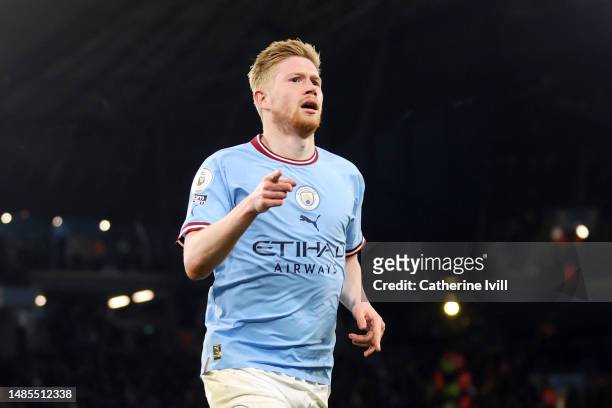 Kevin De Bruyne of Manchester City celebrates after scoring the team's third goal during the Premier League match between Manchester City and Arsenal...
