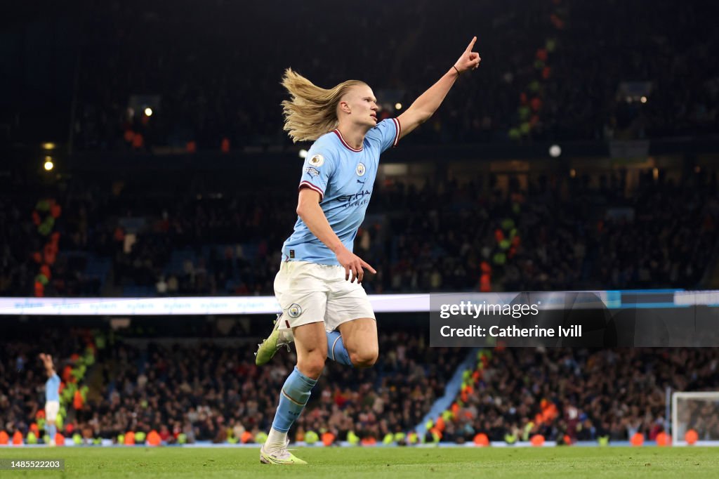 Manchester City v Arsenal FC - Premier League