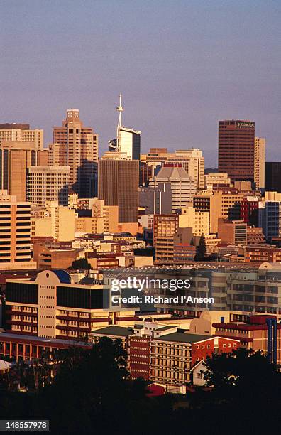 city at sunset. - durban sky stock pictures, royalty-free photos & images