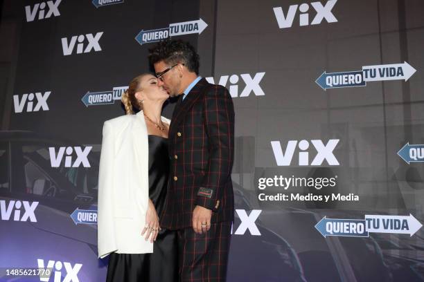 Karla Guindi and Erick Elías poses for photos during the green carpet for the movie 'Quero Tu Vida' at Cinepolis Mitikah on April 26, 2023 in Mexico...