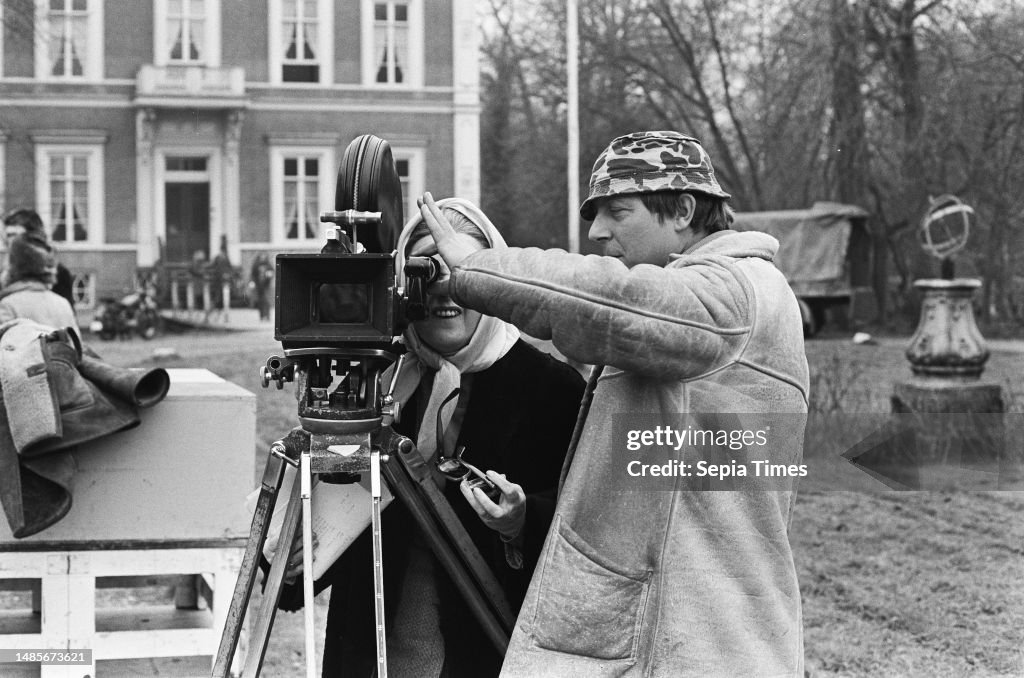 Oorlogswinter by Jan Terlouw filmed by VARA; Andrea Domburg (l) and director Aart Staartjes (r) behind the camera during filming