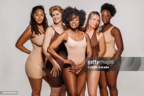 mixed race female body positivity for women - woman body stockfoto's en -beelden