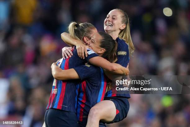 Ana-Maria Crnogorcevic, Codina Panedas and Keira Walsh of FC Barcelona celebrate after the UEFA Women's Champions League semifinal 2nd leg match...