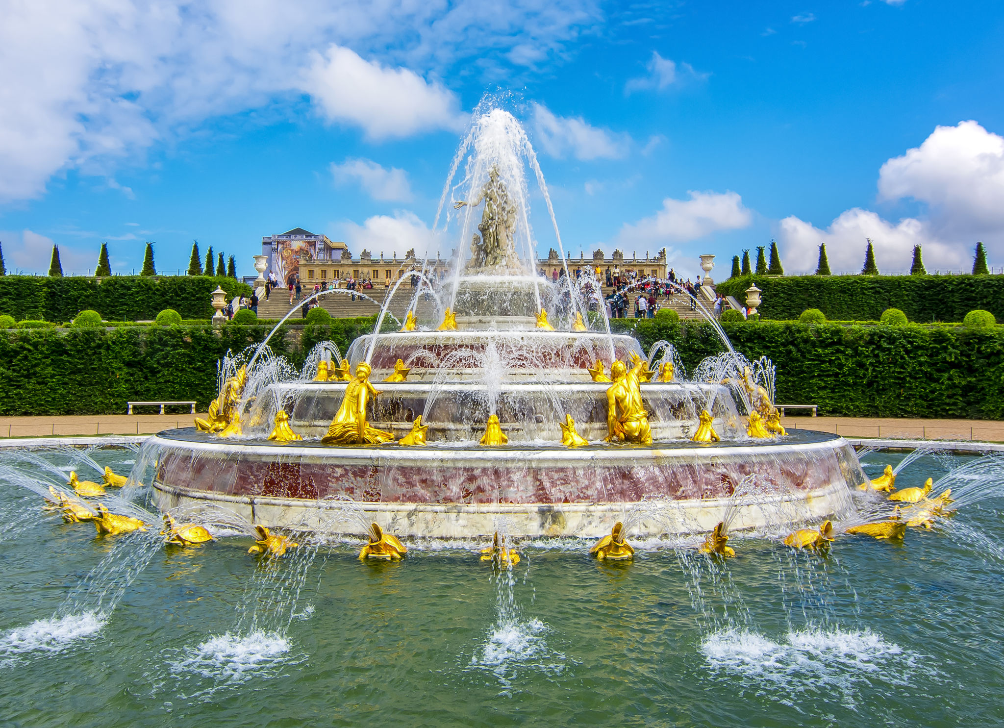 Latona fountain in Versailles park, Paris, France Latona fountain in Versailles park, Paris, France