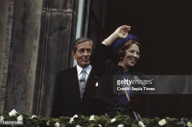 Opening States General, Queen Beatrix and Prince Claus on balcony Lange Voorhout Palace, September 21 Openings, balconies, The Netherlands, 20th...