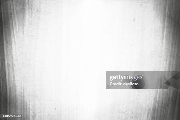 ilustraciones, imágenes clip art, dibujos animados e iconos de stock de rústico color de escala de grises madera descolorida sutil efecto texturizado en blanco fondos vectoriales horizontales vacíos con viñeta en color degradado gris - blanqueado