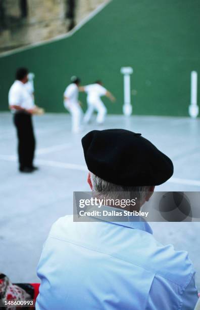 Generic Basque Man Basque Beret Photos and Premium High Res Pictures - Getty Images