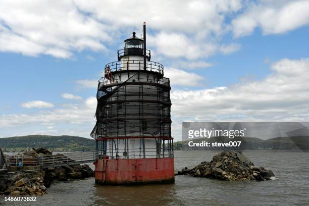 restoration of the tarrytown lighthouse also known as the sleepy hollow lighthouse, - tarrytown stock pictures, royalty-free photos & images