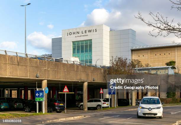 Cribbs Causeway Shopping Centre Fotografías e imágenes de stock - Getty
