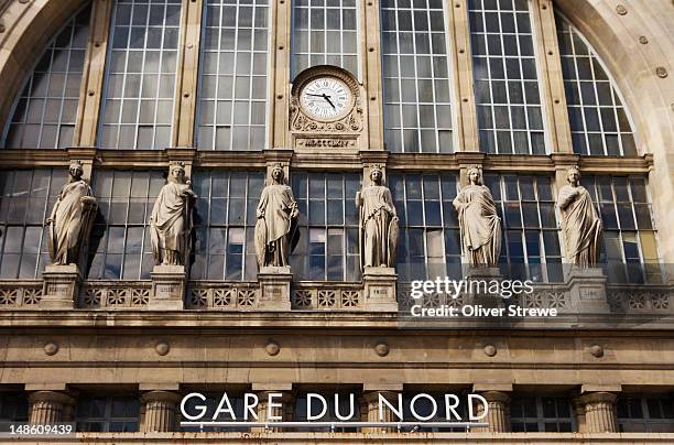 exterior, gare du nord railway station. - gare du nord ストックフォトと画像