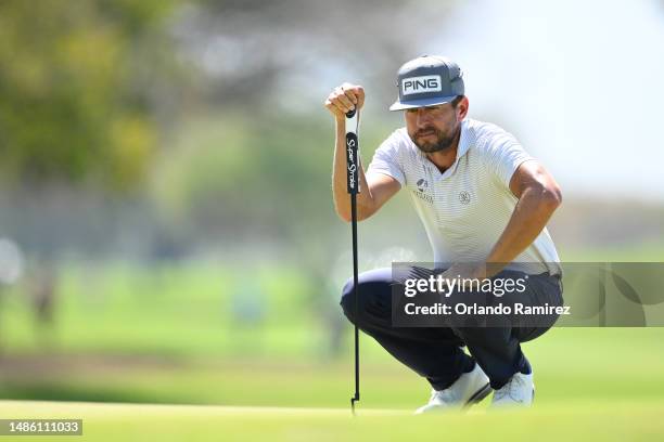 Scott Harrington of the United States lines up a putt on the 16th hole during the second round of the Mexico Open at Vidanta on April 28, 2023 in...