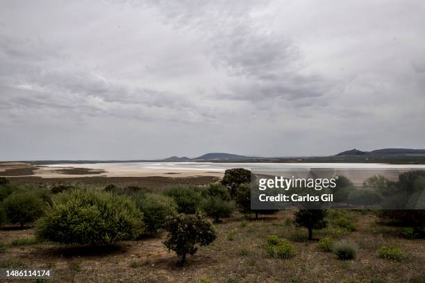 The dry Fuente de Piedra lagoon seen from the Las Latas viewpoint covered in salt, due to high temperatures and droughton April 28, 2023 in Fuente de...
