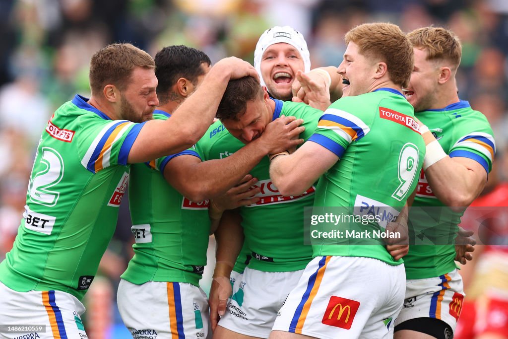 NRL Rd 9 - Raiders v Dolphins