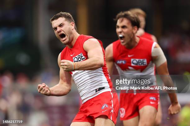 Tom Papley of the Swans celebrates kicking a goal during the round seven AFL match between Sydney Swans and Greater Western Sydney Giants at Sydney...