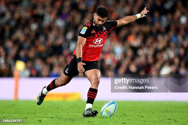 Richie Mo'unga of the Crusaders kicks for goal during the round 10 Super Rugby Pacific match between Chiefs and Crusaders at FMG Stadium Waikato, on...