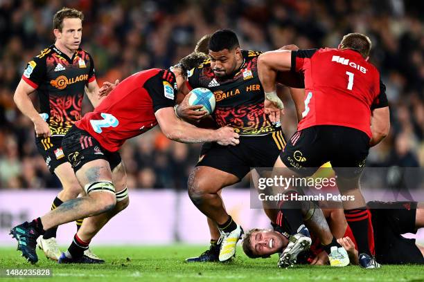 Samisoni Taukei'aho of the Chiefs charges forward during the round 10 Super Rugby Pacific match between Chiefs and Crusaders at FMG Stadium Waikato,...