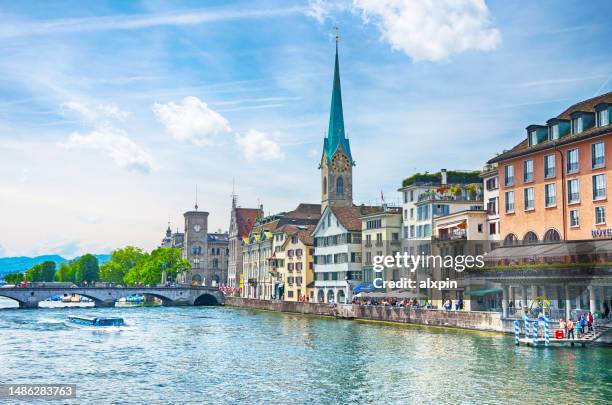 skyline von zürich - limmat stock-fotos und bilder