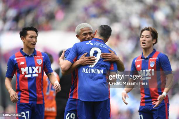 Kashifu Bangunagande of FC Tokyo celebrates their second goal by Diego Oliveira during the J.LEAGUE Meiji Yasuda J1 10th Sec. Match between F.C.Tokyo...