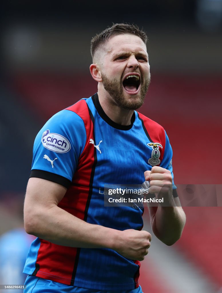 Daniel Devone Daniel Devine of Inverness Caledonian Thistle celebrates following ...