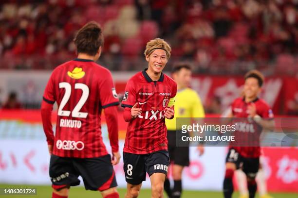 Shoma DOI of Kashima Antlers celebrates scoring his side's 4th goal during the J.LEAGUE Meiji Yasuda J1 10th Sec. Match between Kashima Antlers and...