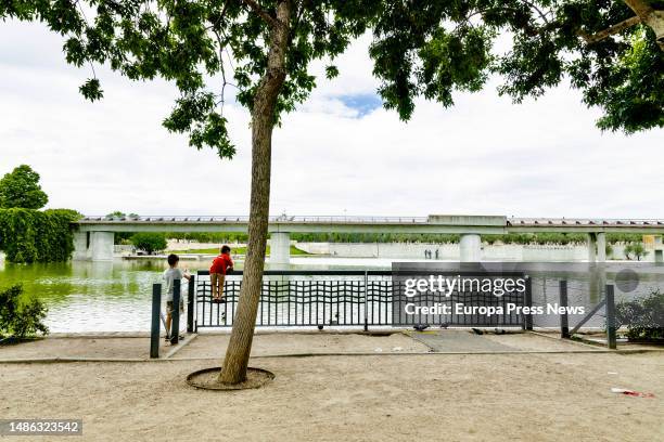 Two children in the Juan Carlos I Park, on 29 April, 2023 in Madrid, Spain. The State Meteorological Agency has announced for today, April 29,...