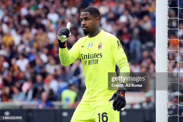 Goalkeeper Mike Maignan of AC Milan during the Serie A match between AS Roma and AC MIlan at Stadio Olimpico on April 29, 2023 in Rome, Italy.