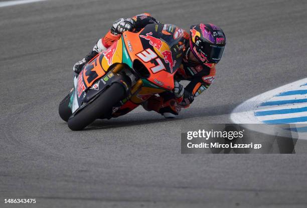 Pedro Acosta of Spain and Red Bull KTM Ajo rounds the bend during the MotoGP Of Spain - Qualifying on April 29, 2023 in Jerez de la Frontera, Spain.