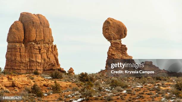 scenery landscape and red rock formations at arches national park in utah. - balanced rocks stock pictures, royalty-free photos & images