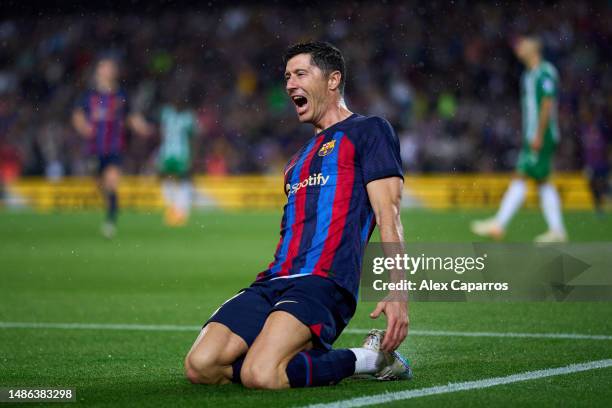 Robert Lewandowski of FC Barcelona celebrates after scoring his team's second goal during the LaLiga Santander match between FC Barcelona and Real...