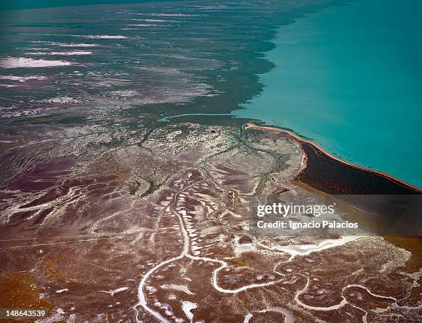 Broome Area Rocks Western Australia Coastline Erosion Photos and Premium High Res ...