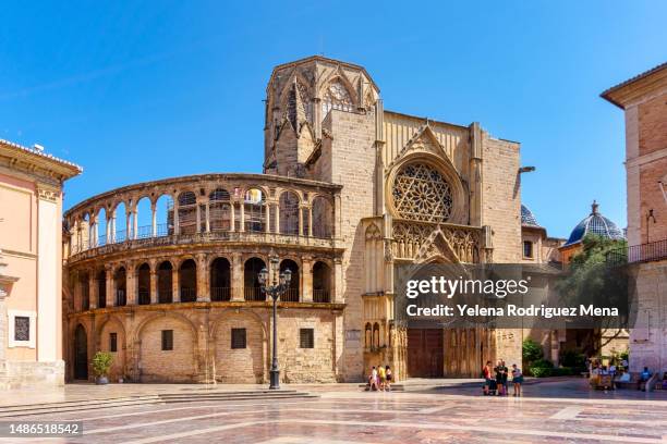 valencia cathedral square - cathedral stock pictures, royalty-free photos & images