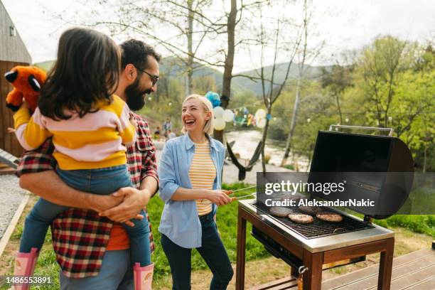 fourth of july barbecue with my family - healthy burger stock pictures, royalty-free photos & images