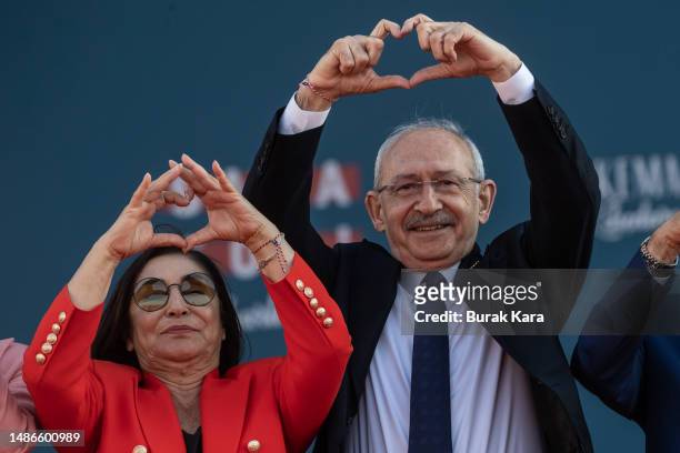 Leader of the Republican People's Party , Kemal Kilicdaroglu and the presidential candidate of the Main Opposition alliance, greets to supporters...