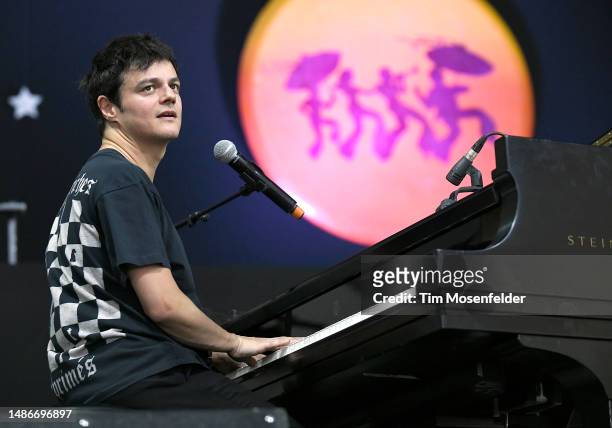 Jamie Cullum performs during the 52nd annual New Orleans Jazz & Heritage Festival at Fair Grounds Race Course on April 30, 2023 in New Orleans,...