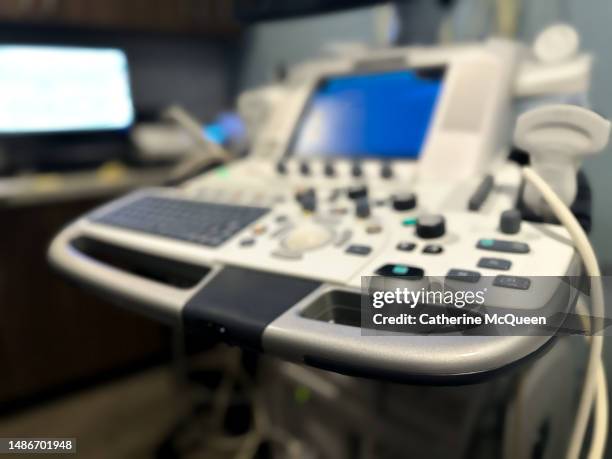 ultrasound machine in patient examination room - gynaecological examination stock pictures, royalty-free photos & images