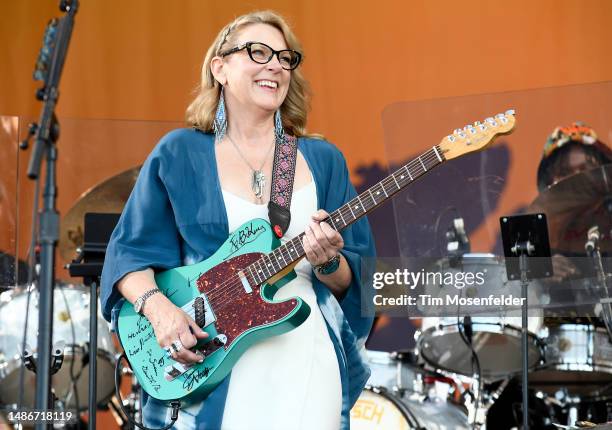 1 515 Susan Tedeschi Band Stock Photos High Res Pictures And Images 1-515-susan-tedeschi-band-stock-photos-high-res-pictures-and-images