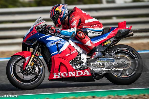 Stefan Bradl of Germany and Repsol Honda Team rides the new KALEX Chassis during the Monday test after the MotoGP Gran Premio MotoGP™ Guru by Gryfyn...