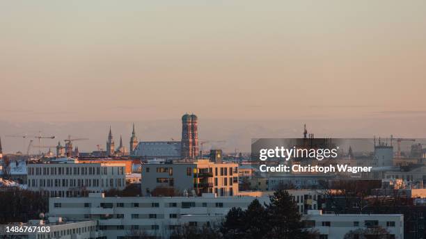 münchen, frauenkirche - olympiapark stock pictures, royalty-free photos & images