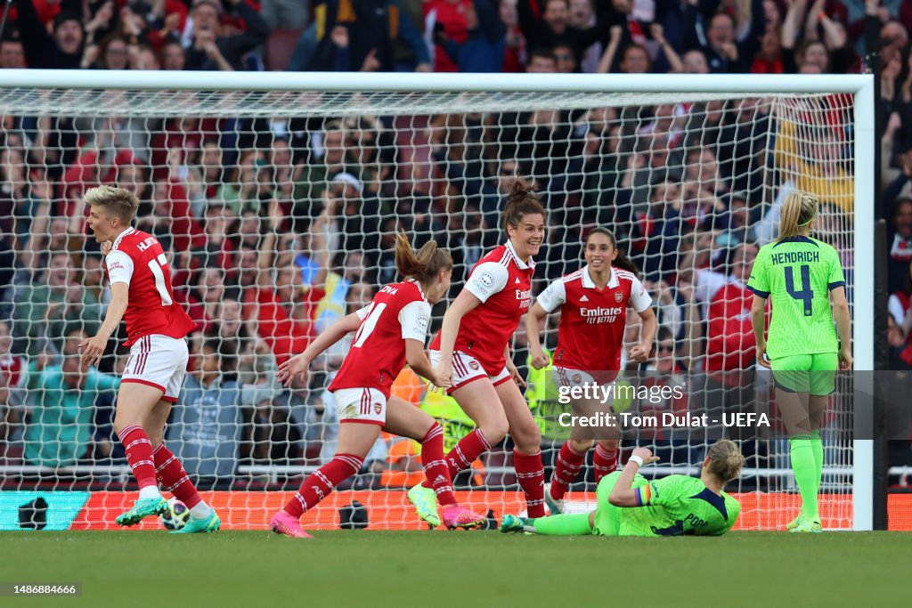 Arsenal v VfL Wolfsburg: Semifinal 2nd Leg - UEFA Women's Champions League