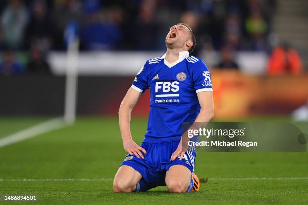 Jamie Vardy of Leicester City reacts after a missed chance during the Premier League match between Leicester City and Everton FC at The King Power...