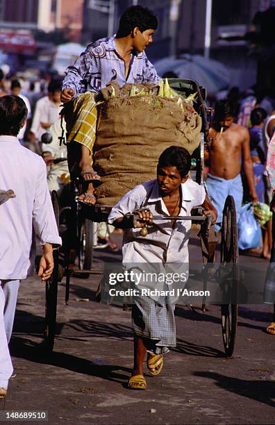 Allah Rakha Rickshaw 65 Rickshaw Wallah Stock Photos, High-Res Pictures, and Images - Getty ...